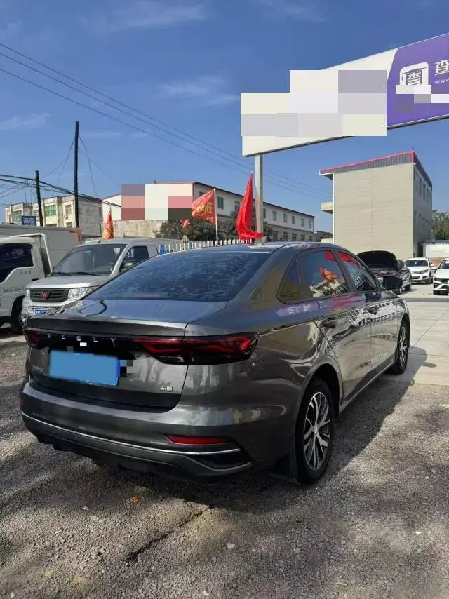 2022 GEELY EMGRAND thumbnail 4