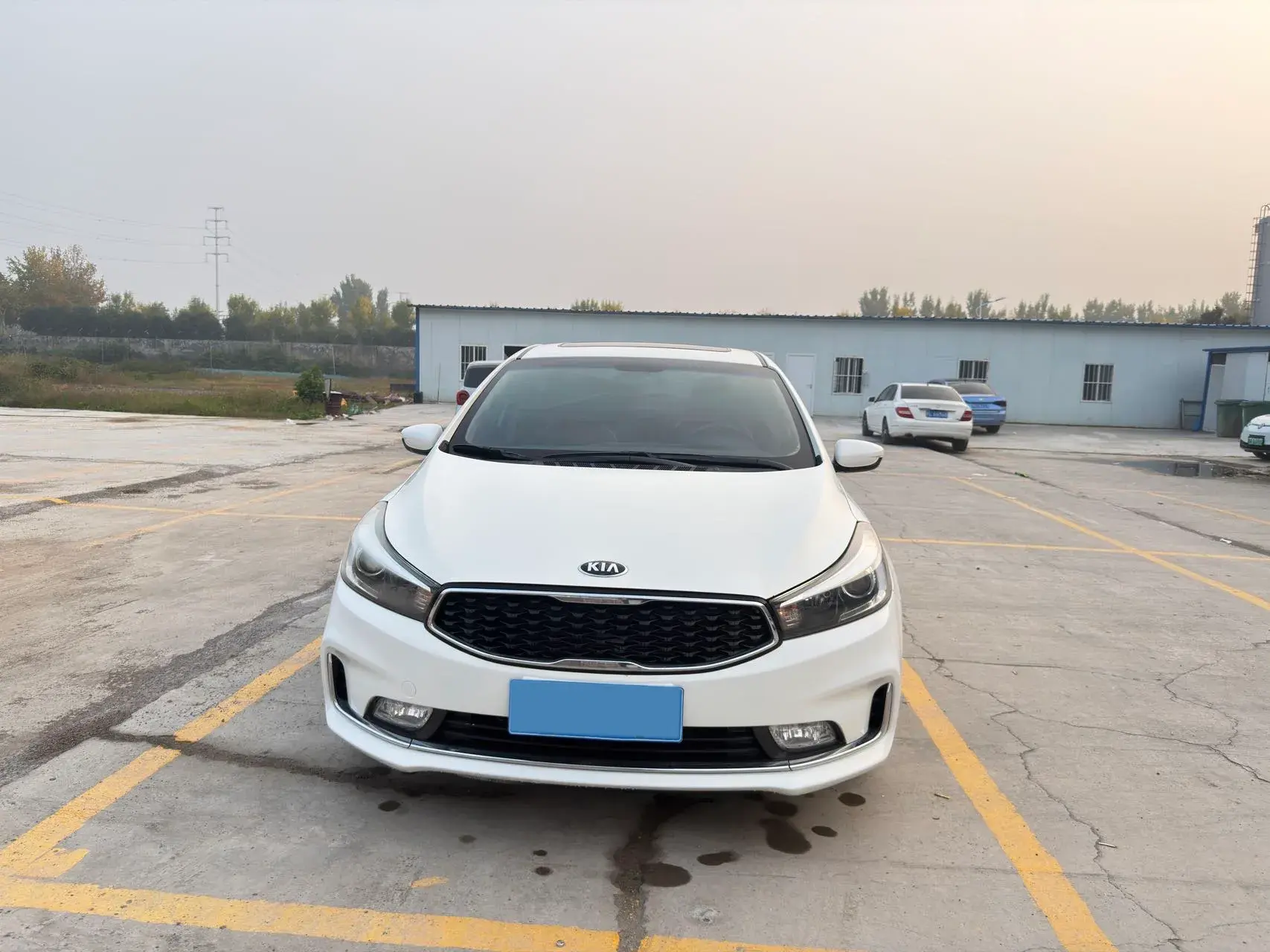 2016 KIA K3 thumbnail 2