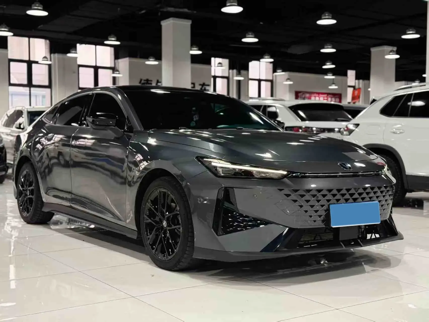 2024 CHANGAN UNI-V thumbnail 3