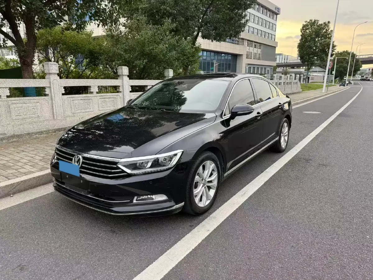 2019 Volkswagen Magotan 2.0T 186HP L4 7DCT