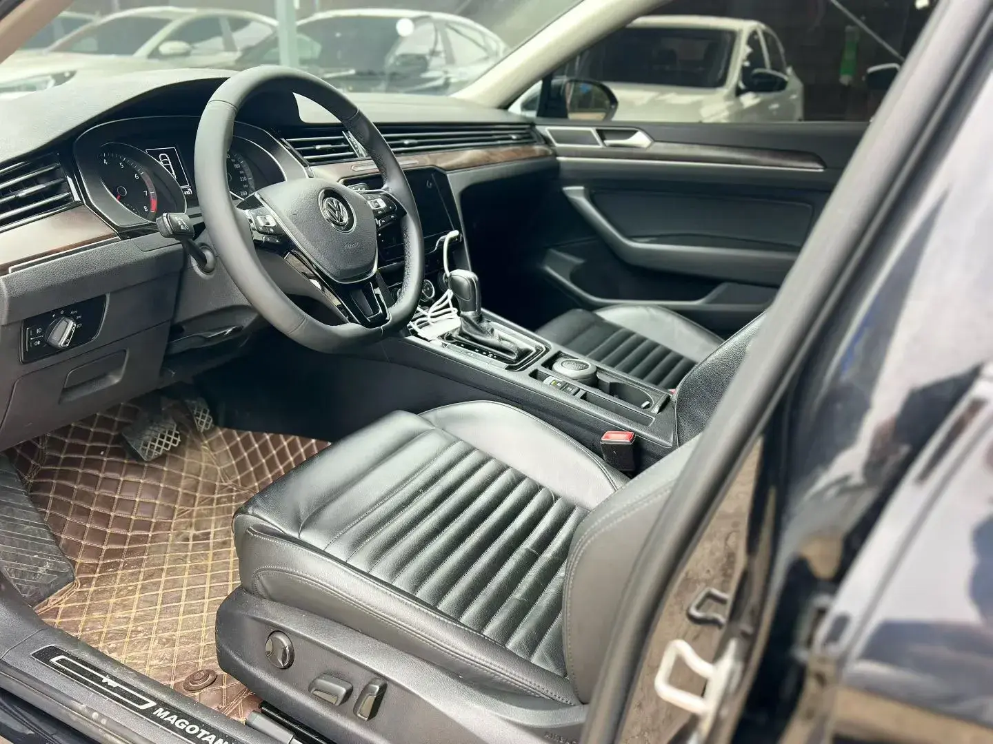 2019 VOLKSWAGEN MAGOTAN thumbnail 4