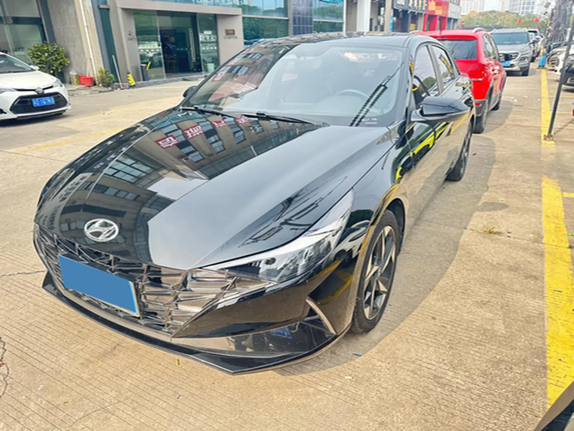 2021 HYUNDAI ELANTRA view 1