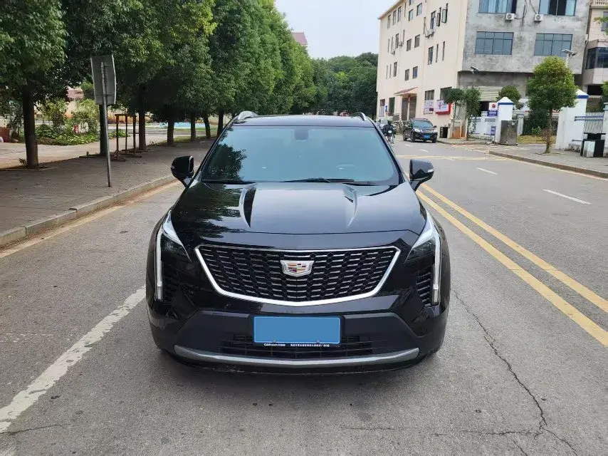 2020 CADILLAC XT4 thumbnail 2
