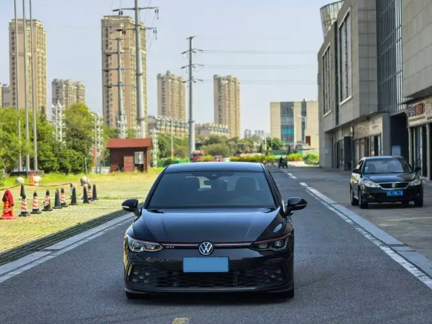 2021 VOLKSWAGEN GOLFGTI thumbnail 2