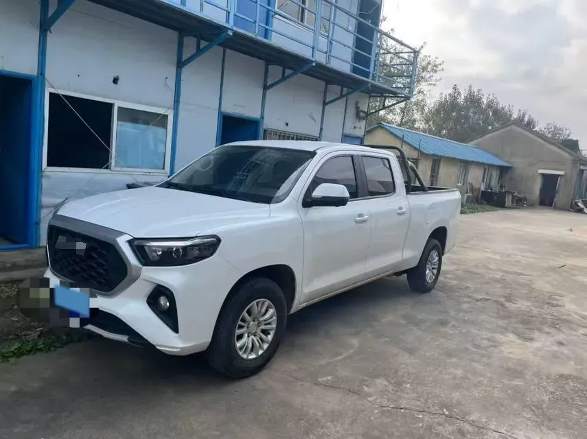 2023 BAW Calorie 2.0L 144HP L4 5MT,autocango,china used car exporter,china ev exporter,chinese used car exporter,chinese used ev exporter