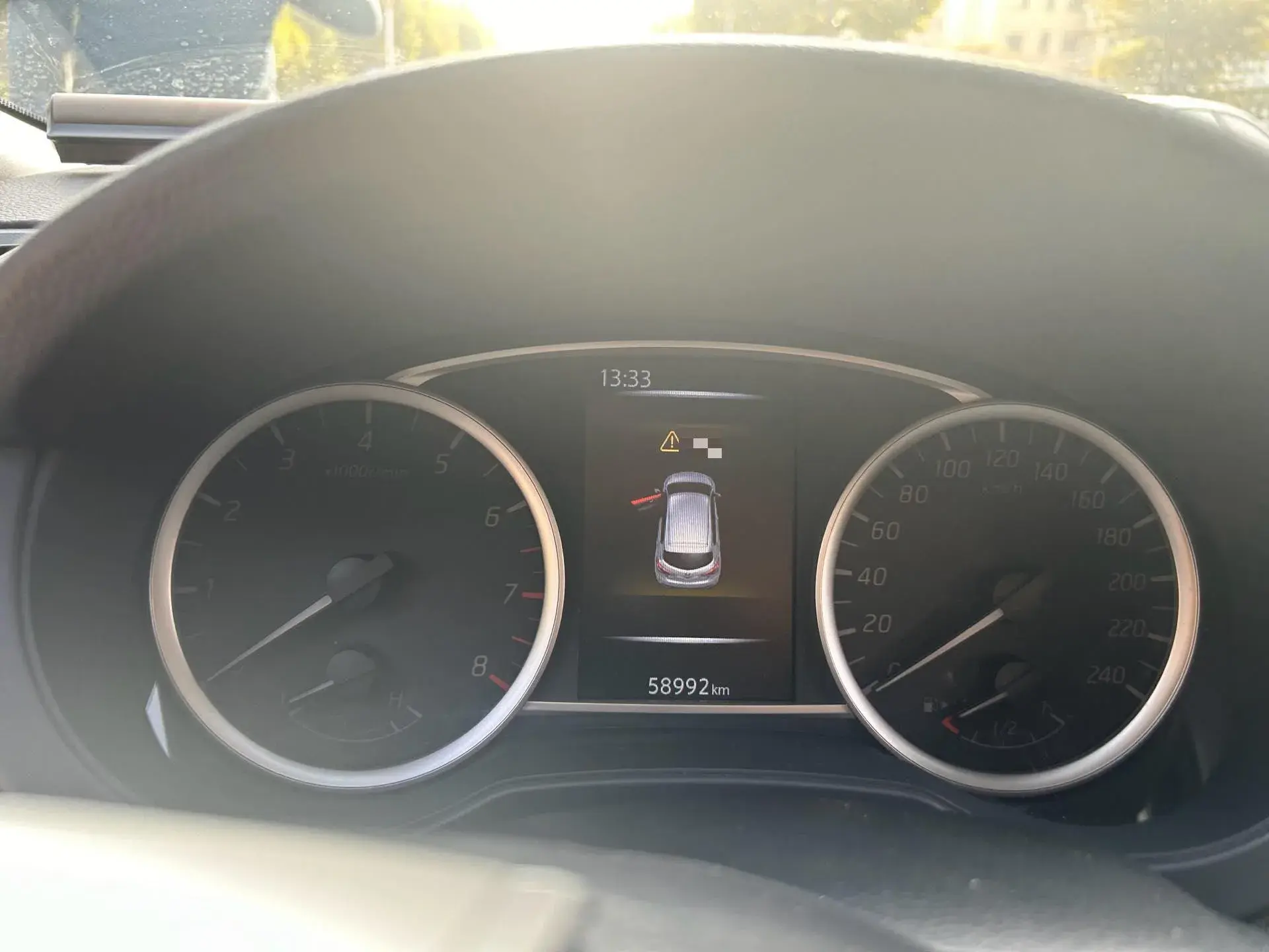 2021 NISSAN TIIDA thumbnail 3