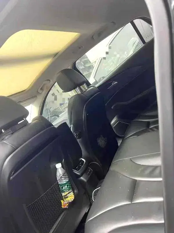 2020 HONGQI H5 thumbnail 3