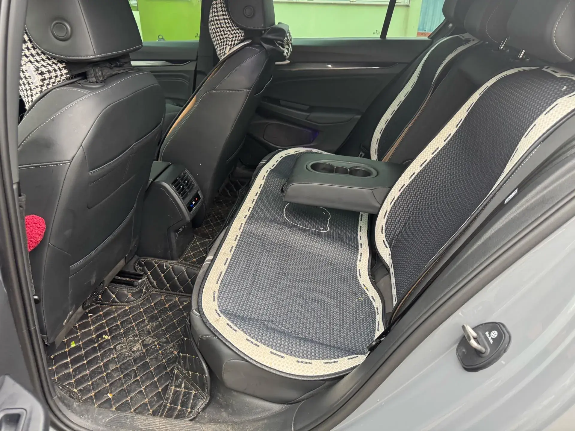 2023 VOLKSWAGEN GOLF thumbnail 3