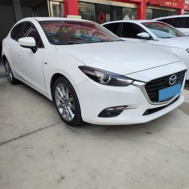 2017 MAZDA 3 thumbnail 2