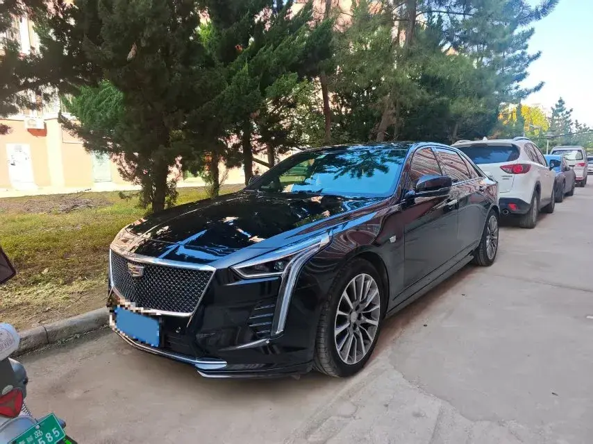 2022 Cadillac CT6 2.0T 237HP L4 10AT