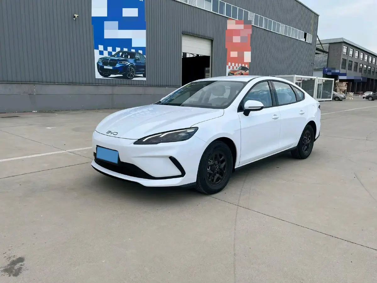 2025 BYD Seal05 DM-i 1.5L 101HP L4 E-CVT PHEV 7.68KWH