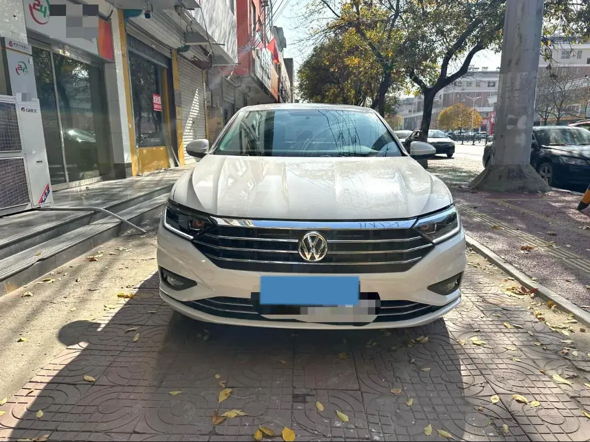 2021 VOLKSWAGEN SAGITAR thumbnail 2