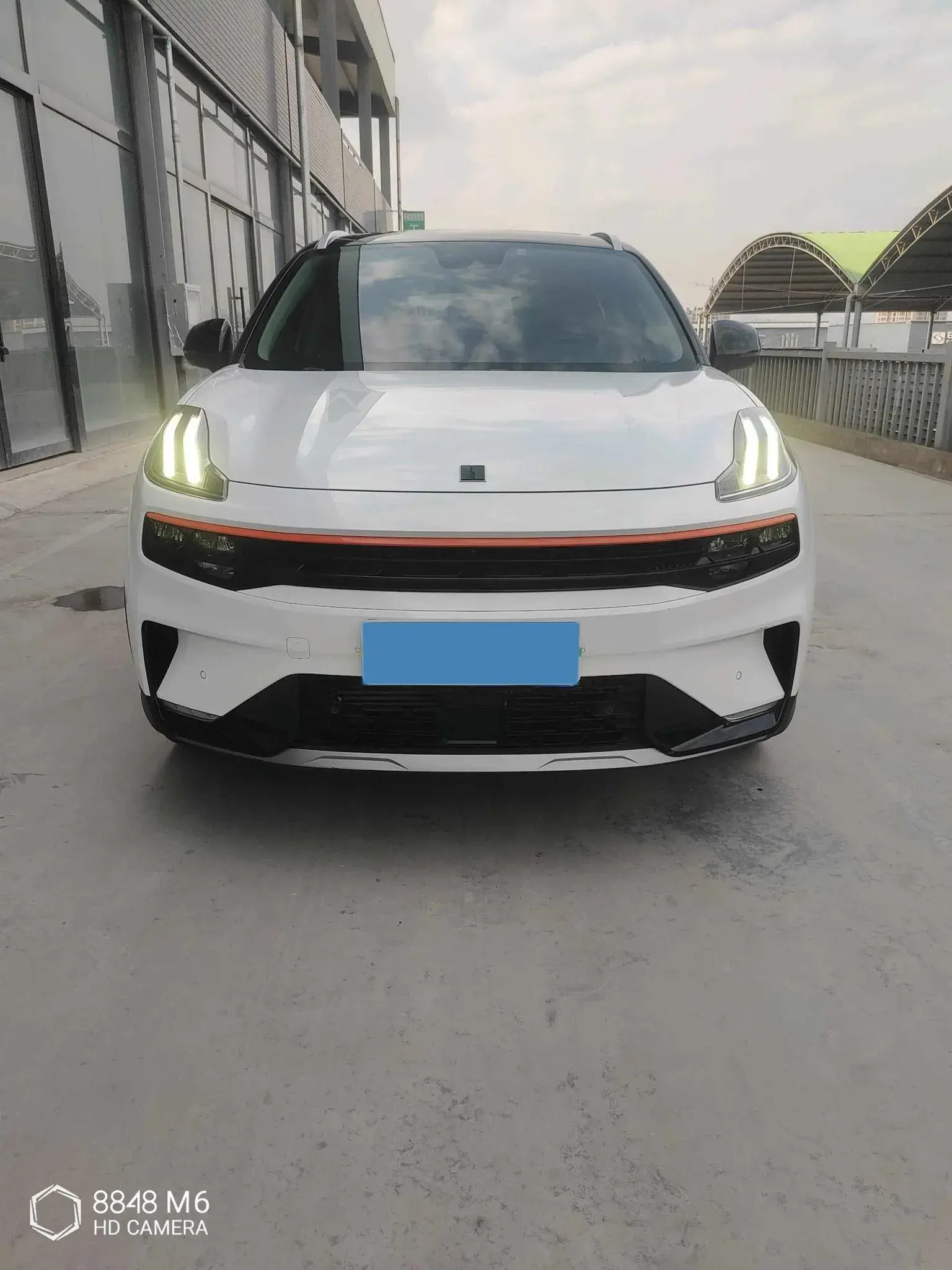 2020 LYNK&CO 06 thumbnail 2