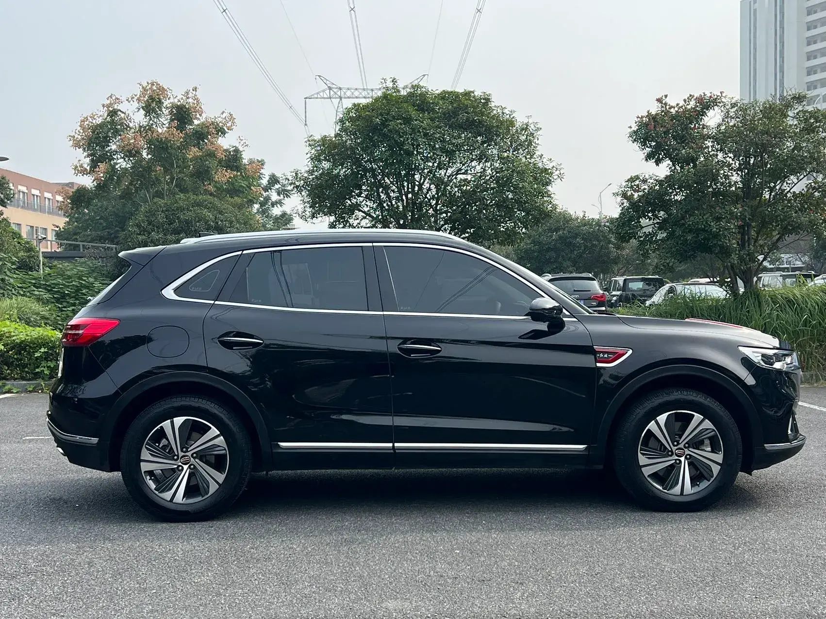 2019 HONGQI HS5 thumbnail 4