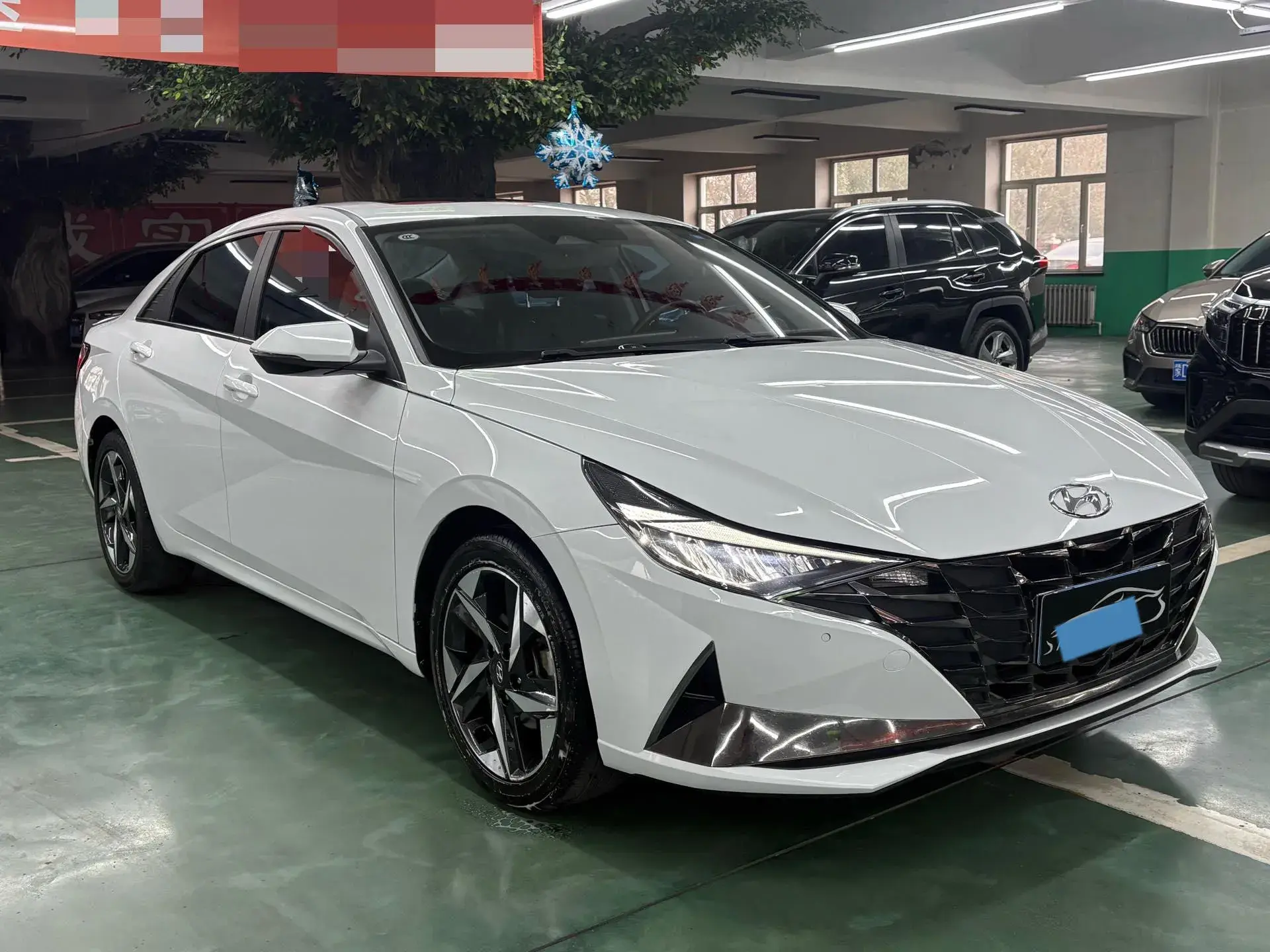 2021 HYUNDAI ELANTRA thumbnail 3