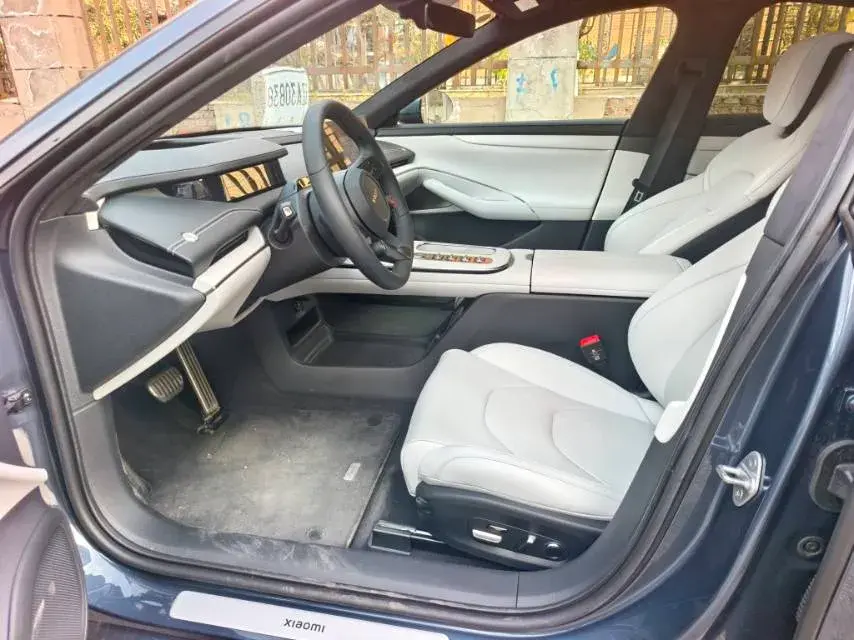 2024 MI SU7 thumbnail 3