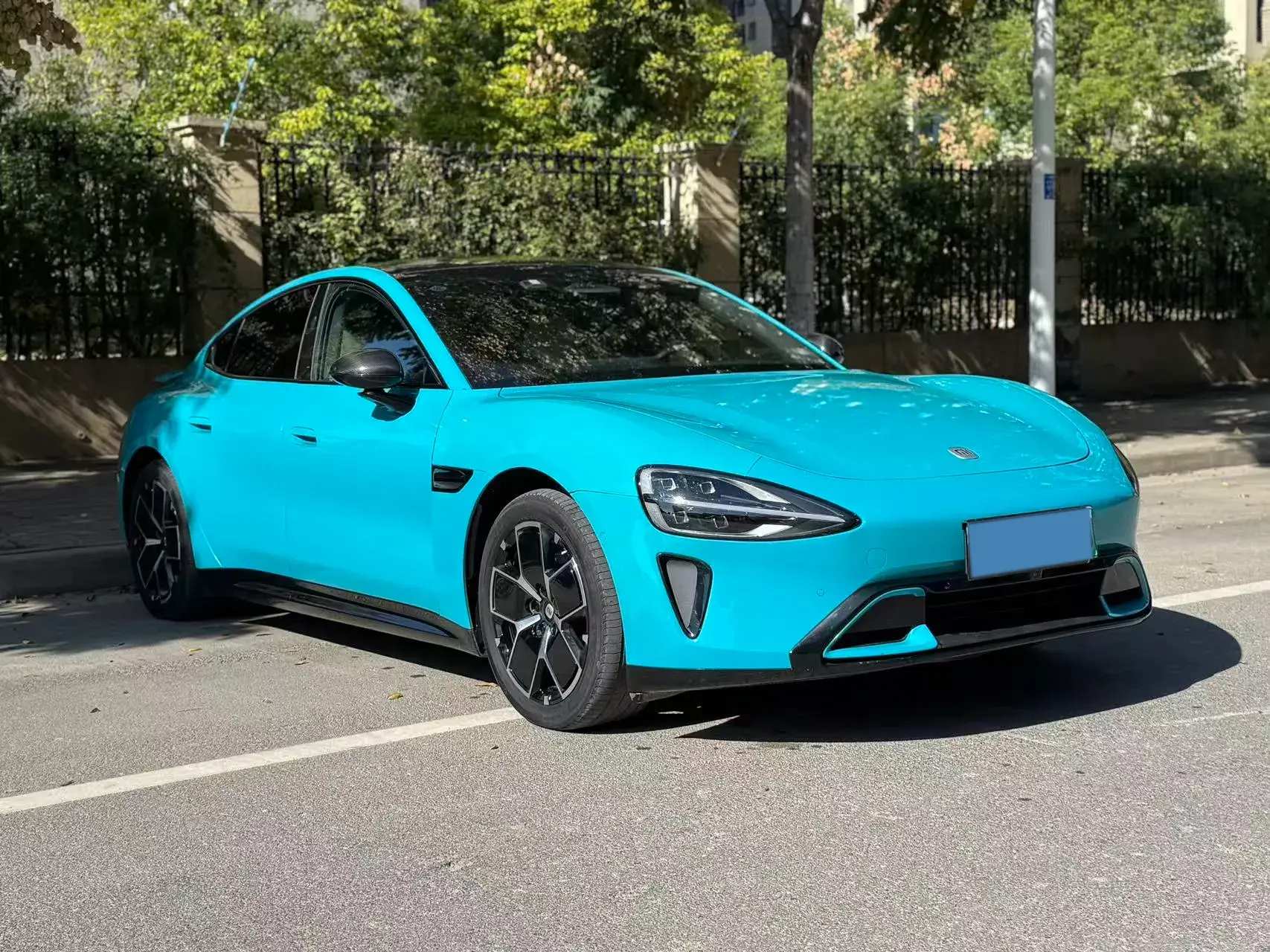 2024 MI SU7 thumbnail 3