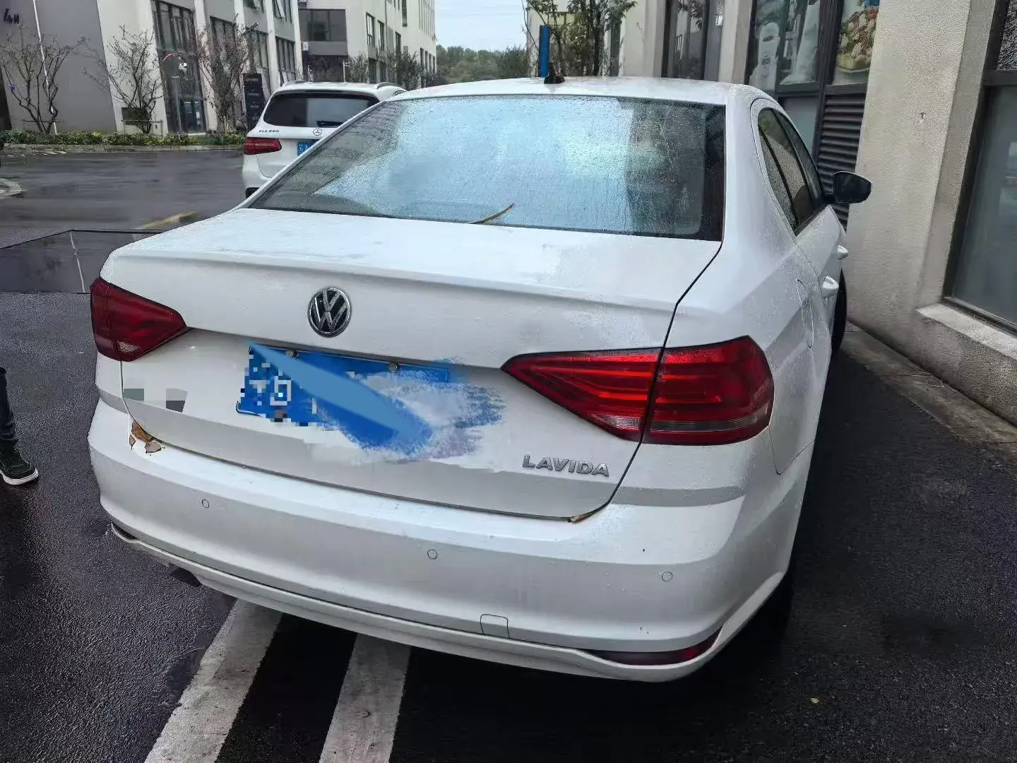 2017 VOLKSWAGEN LAVIDA thumbnail 2