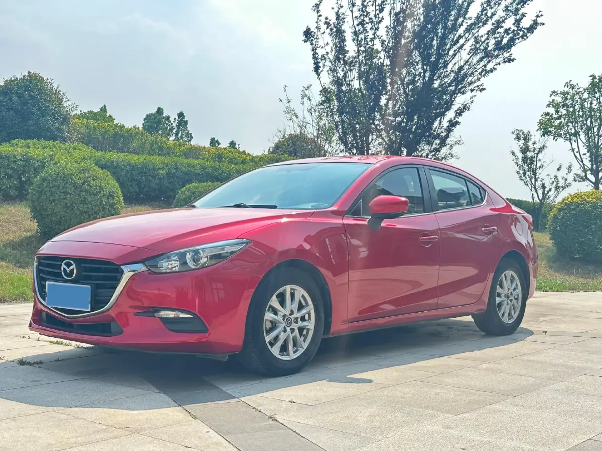 2019 Mazda 3 Axela 1.5L 117HP L4 6AT