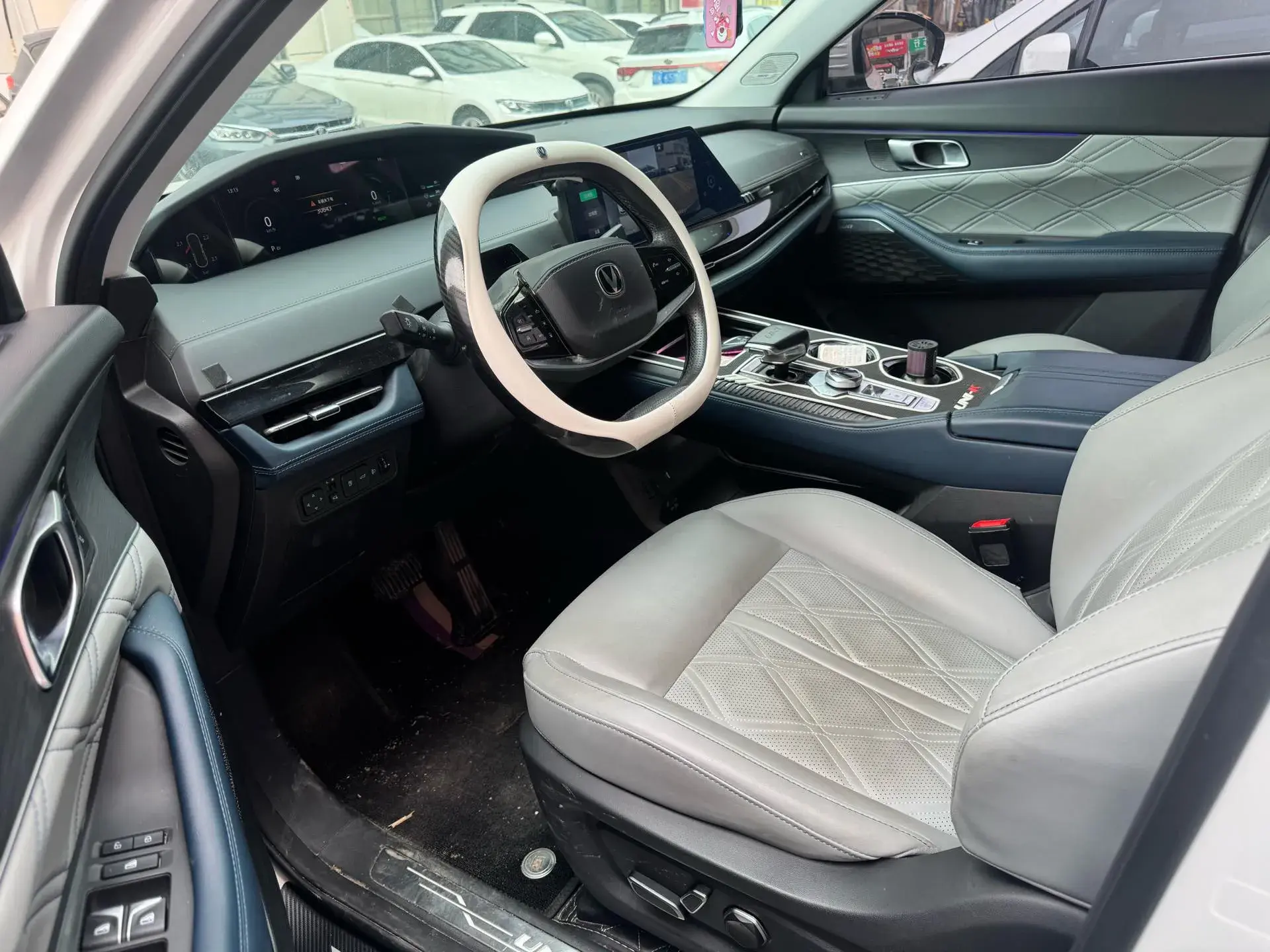 2023 CHANGAN UNI-K thumbnail 4