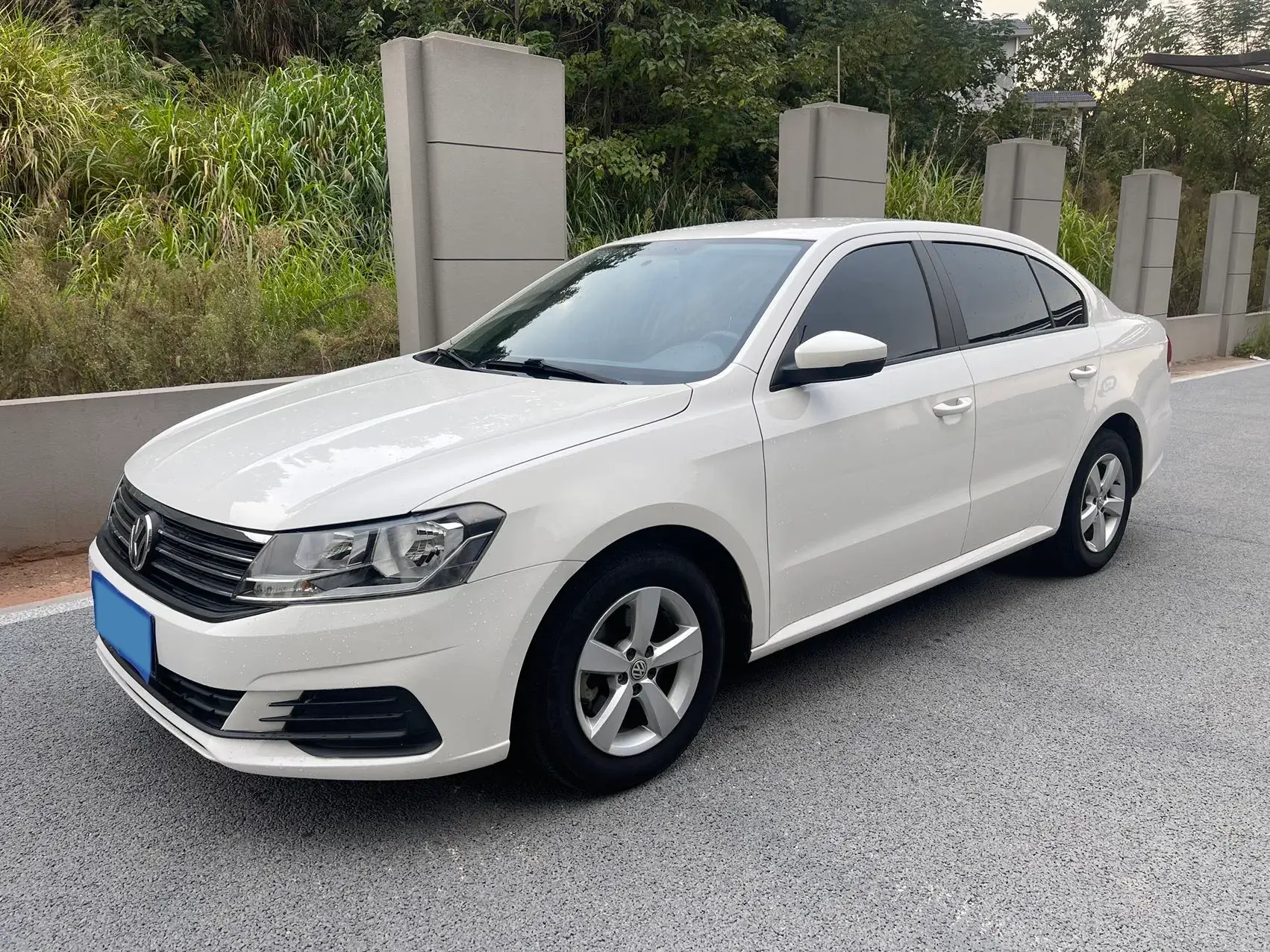 2019 VOLKSWAGEN LAVIDA view 1