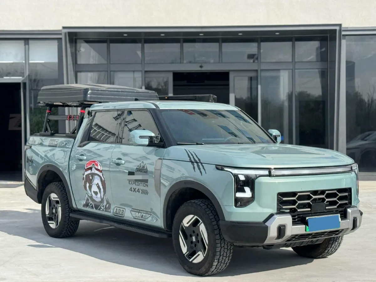 2025 Dongfeng Z9 GE PHEV 1.5T 147HP L4 4DHT PHEV,autocango,china used car exporter,china ev exporter,chinese used car exporter,chinese used ev exporter