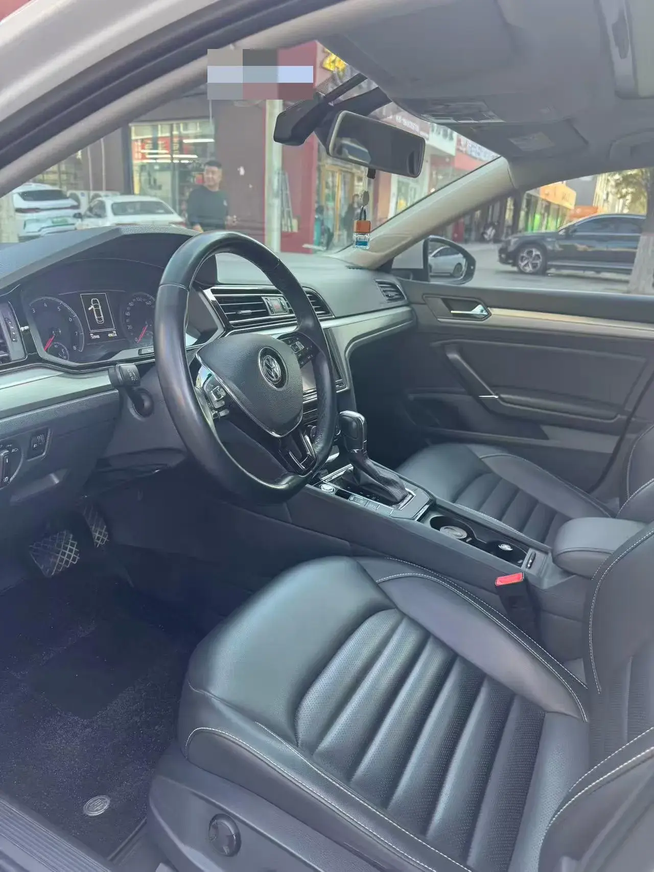 2019 VOLKSWAGEN LAMANDO thumbnail 3