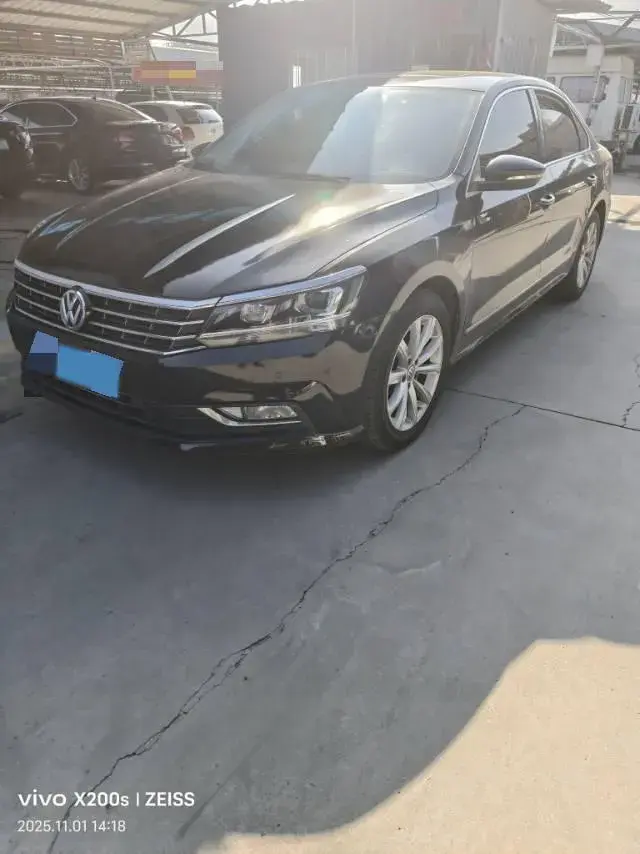 2017 Volkswagen Passat 1.8T 180HP L4 7DCT