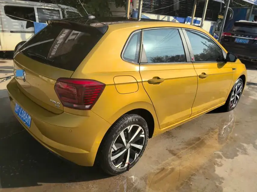 2019 VOLKSWAGEN POLO thumbnail 4