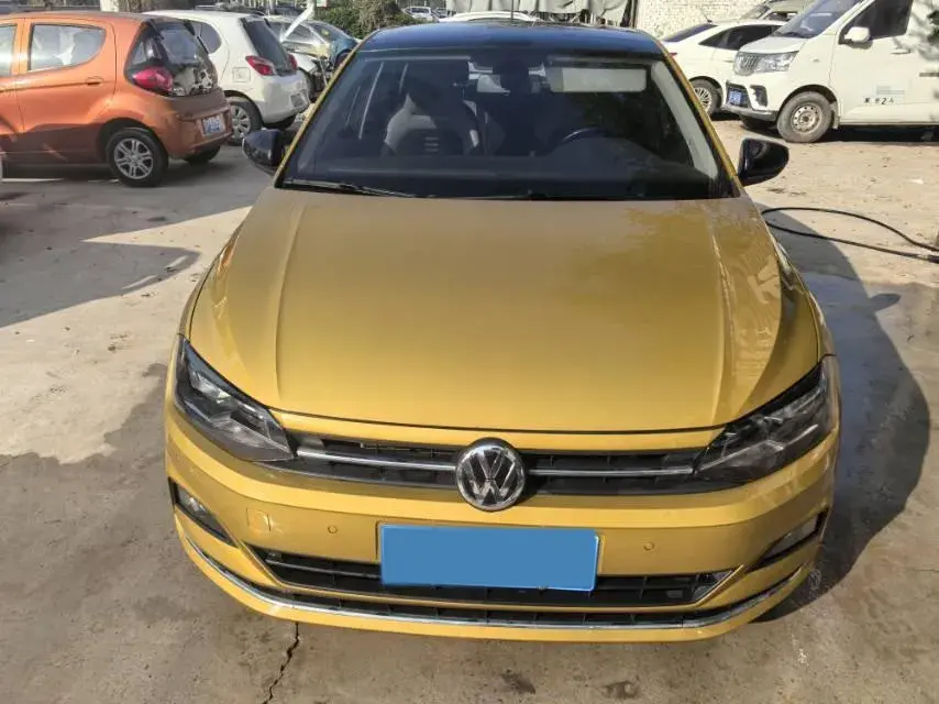 2019 VOLKSWAGEN POLO thumbnail 2