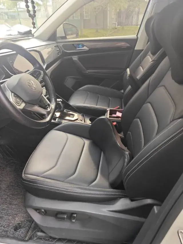 2020 VOLKSWAGEN TAYRON thumbnail 2