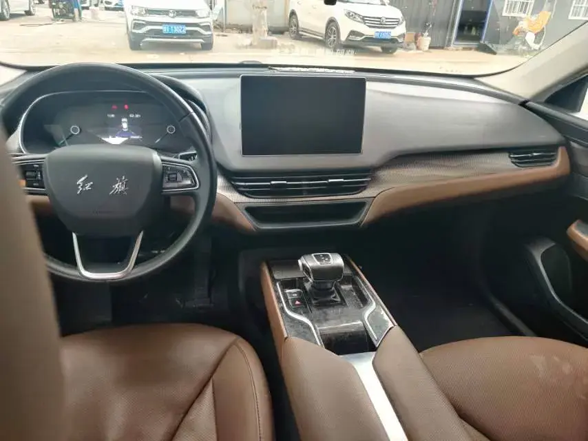 2021 HONGQI E-QM5 thumbnail 4