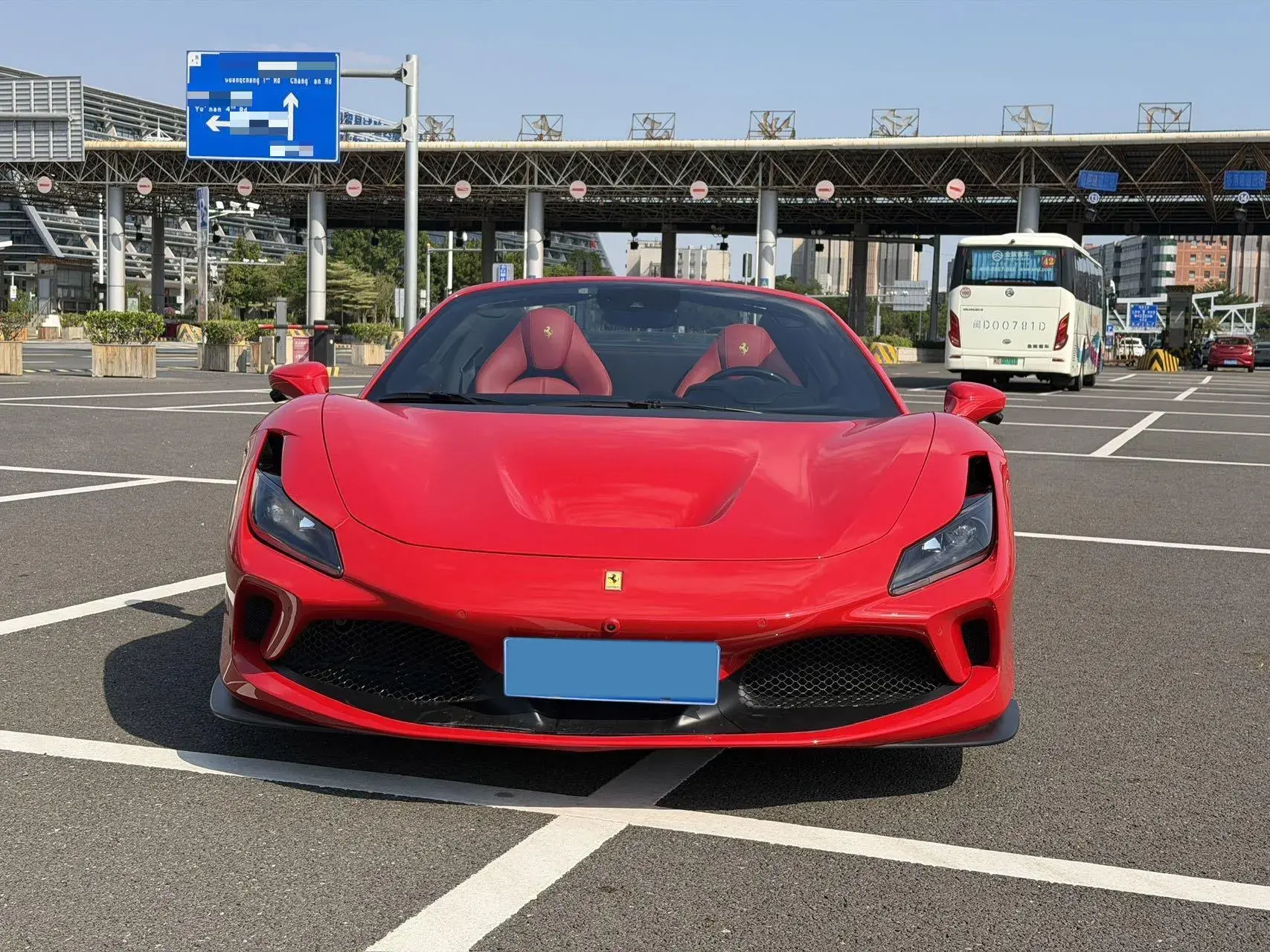 2020 FERRARI F8 thumbnail 2