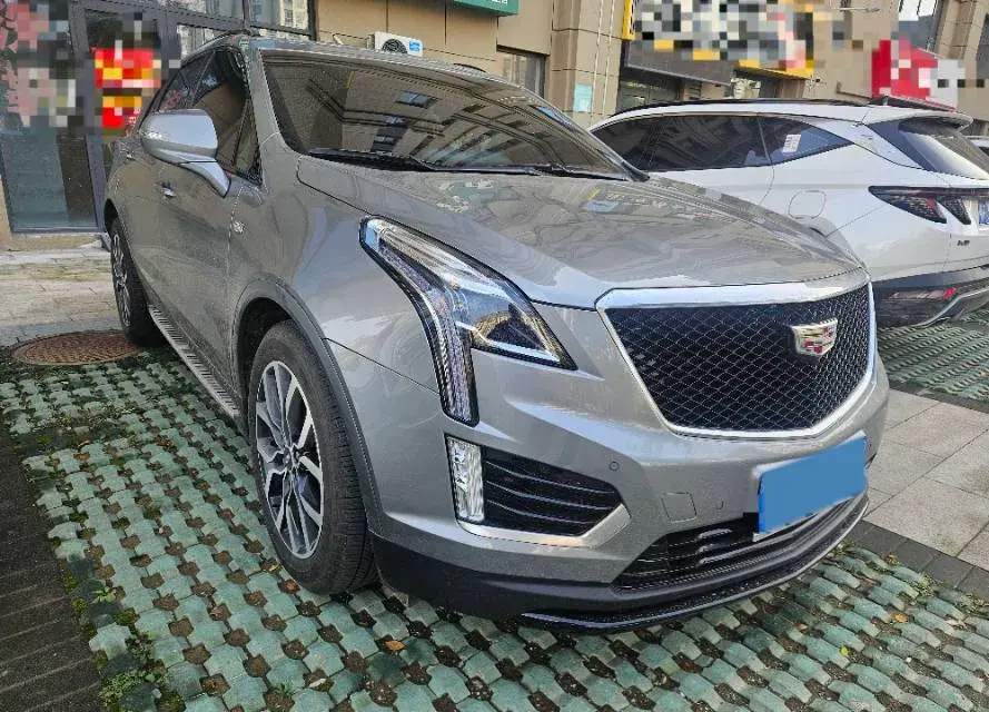 2024 CADILLAC XT5 thumbnail 3