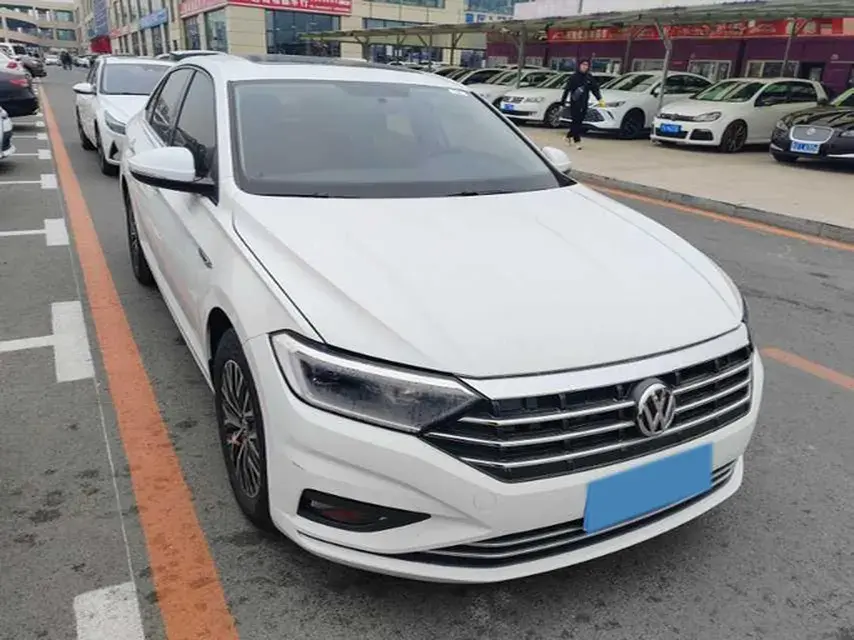 2021 VOLKSWAGEN SAGITAR thumbnail 3