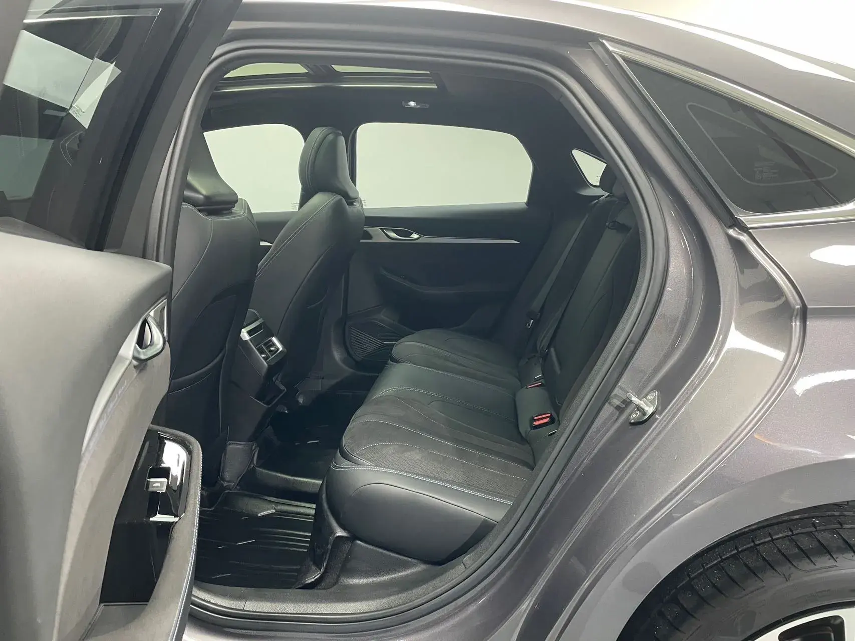 2025 GEELY PREFACE thumbnail 3