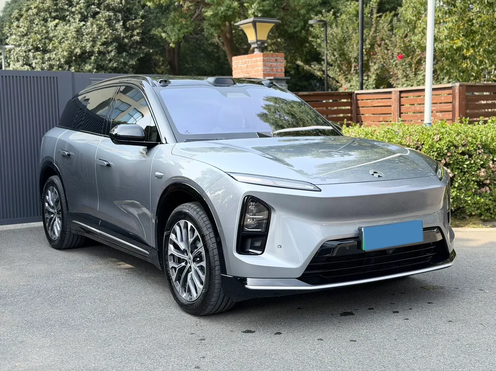 2025 NIO ES6 thumbnail 3