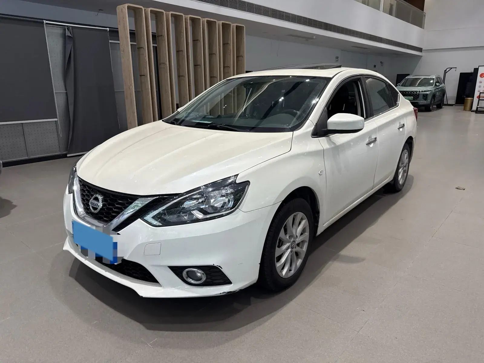 2021 NISSAN SYLPHY view 1