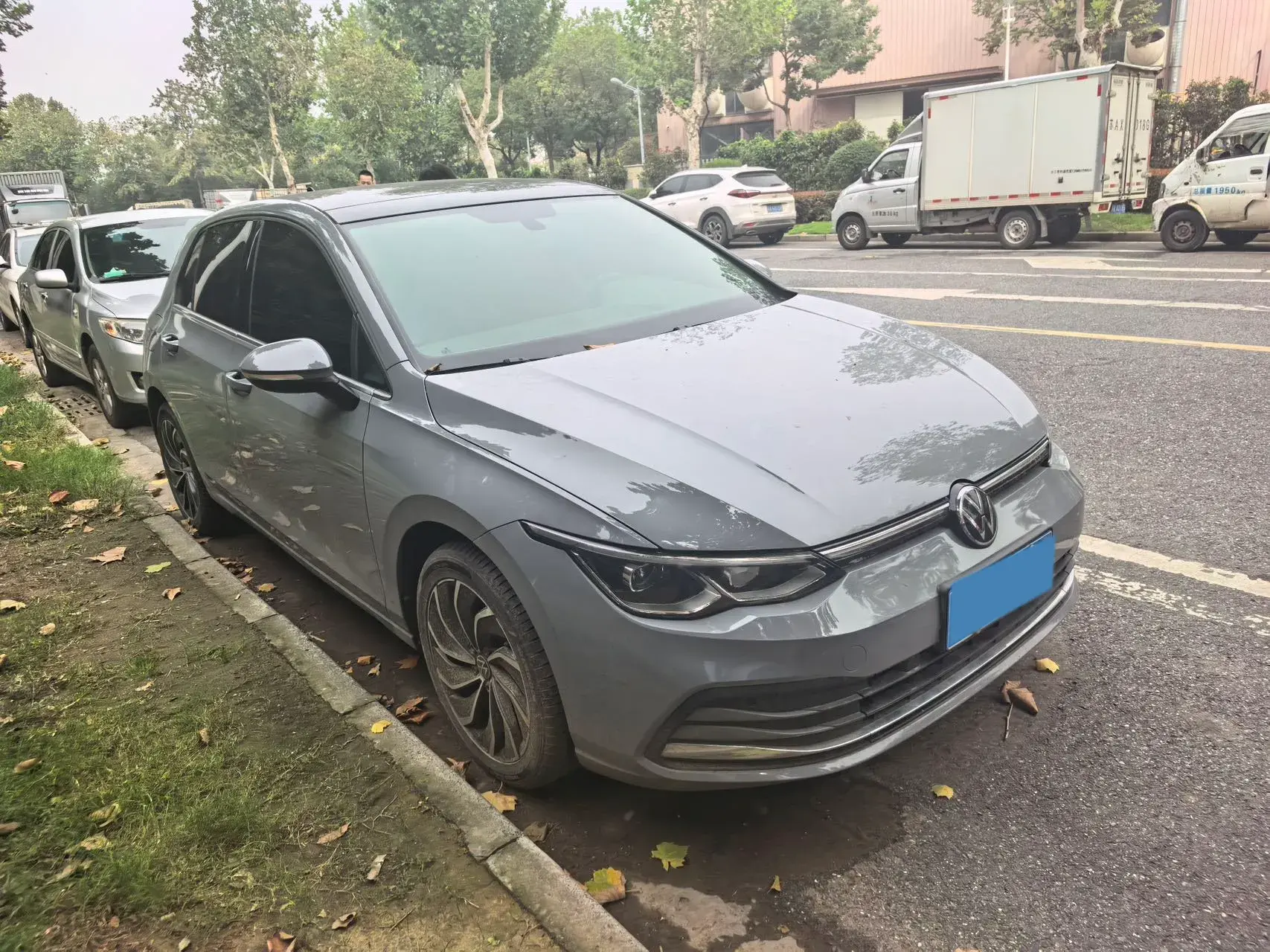 2021 VOLKSWAGEN GOLF thumbnail 2