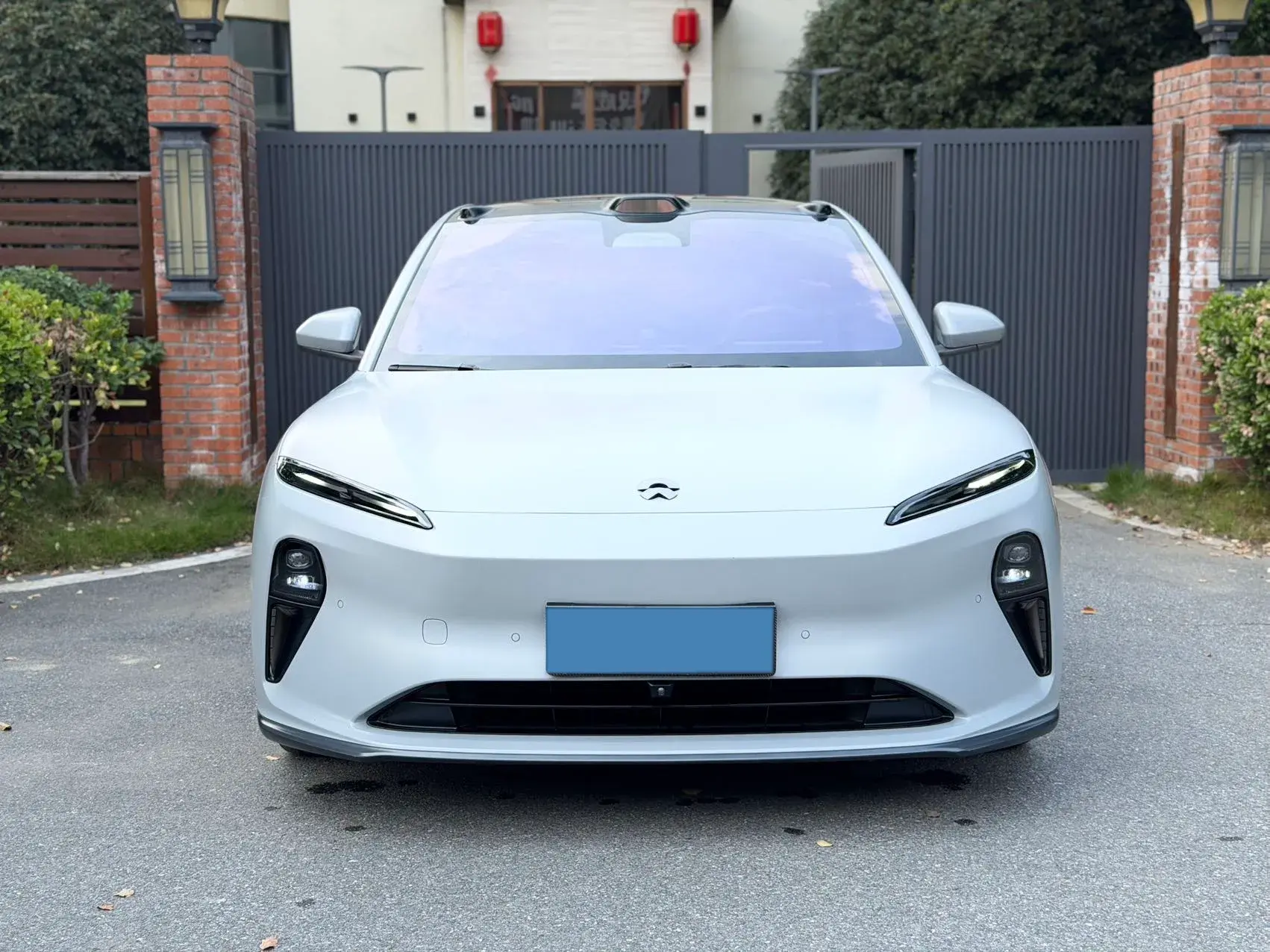 2022 NIO ET5 thumbnail 2