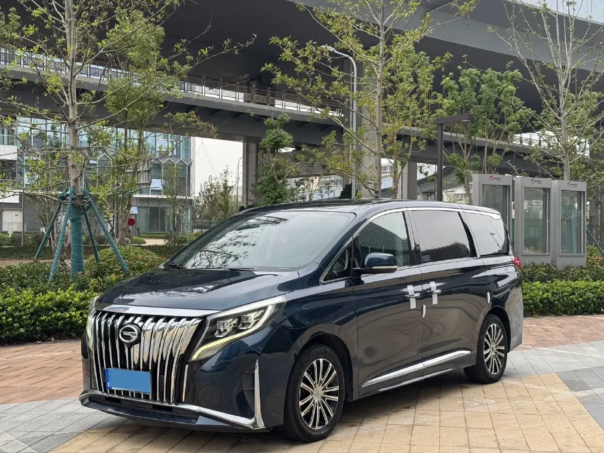 2021 GAC Trumpchi M8 2.0T 252HP L4 8AT