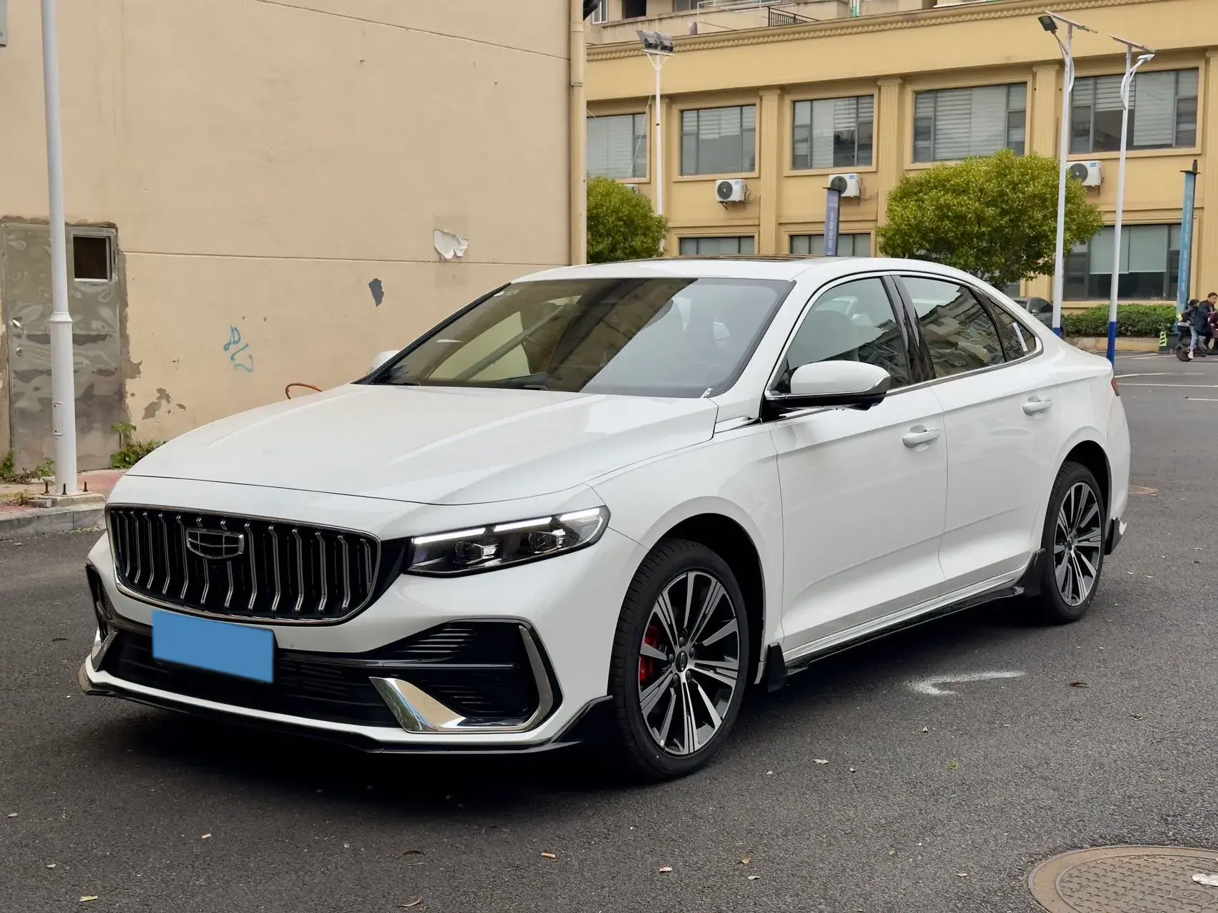 2023 GEELY PREFACE view 1