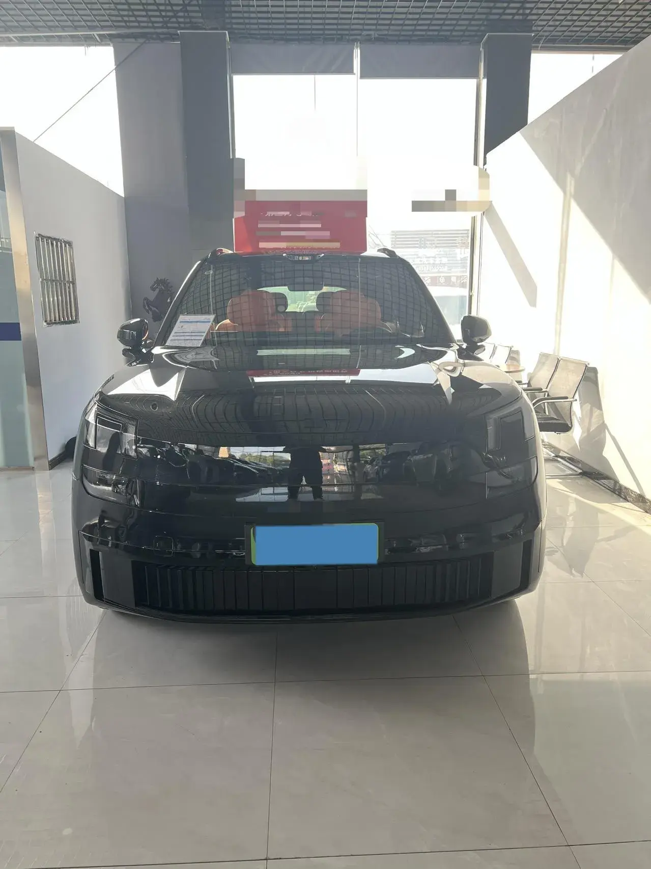 2025 LYNK&CO 900 thumbnail 2