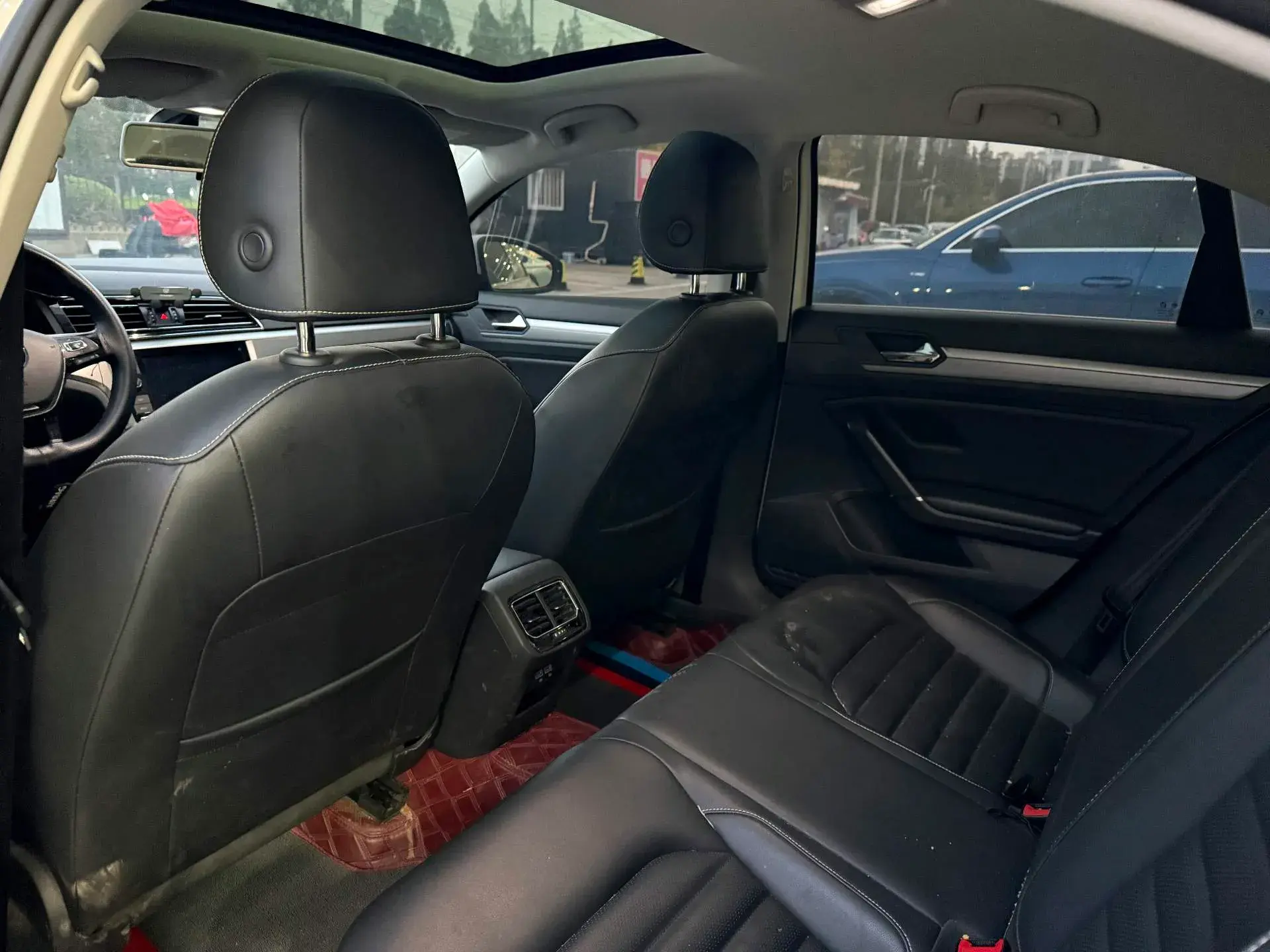 2019 VOLKSWAGEN LAMANDO thumbnail 3