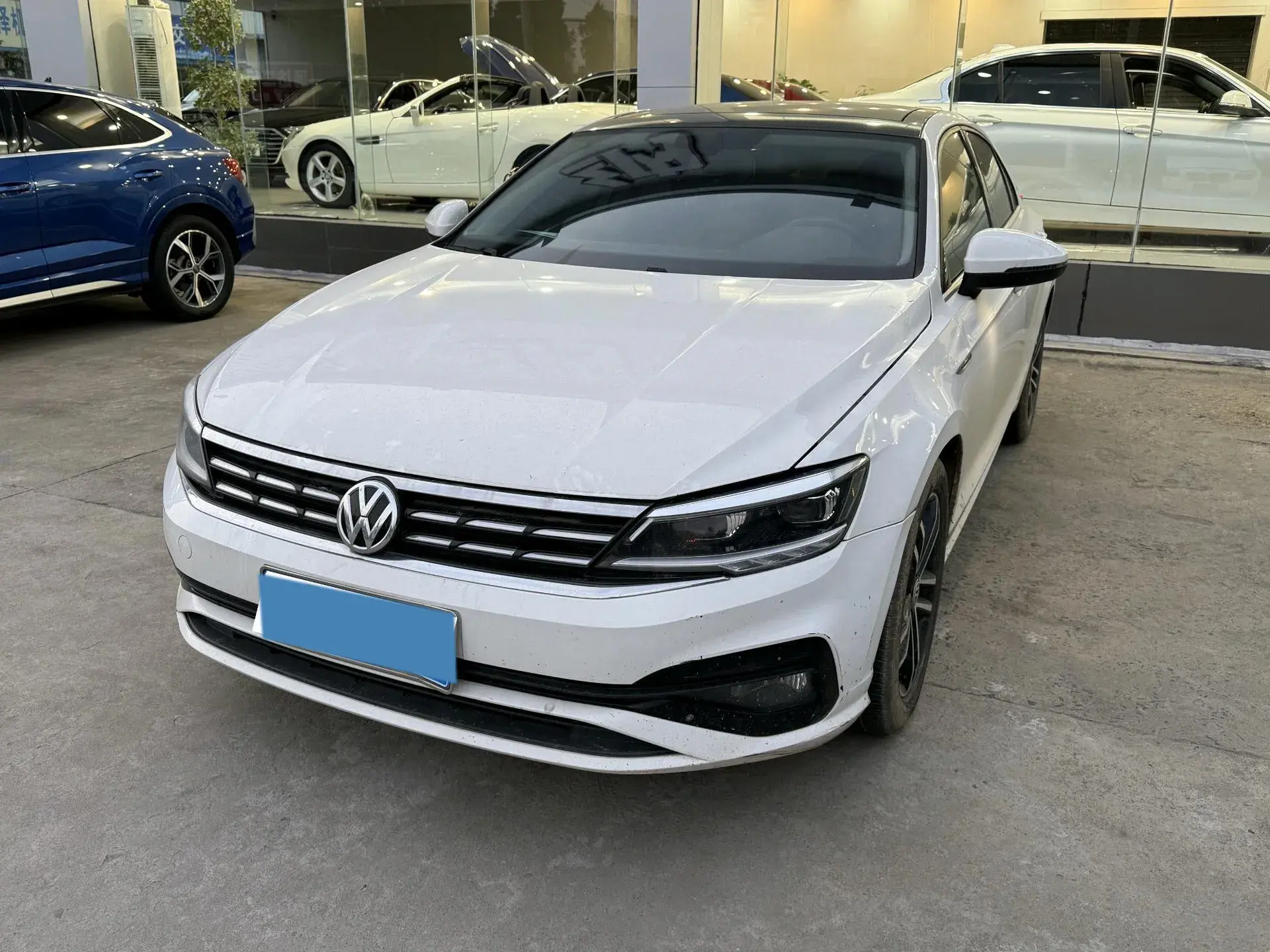 2019 VOLKSWAGEN LAMANDO view 1