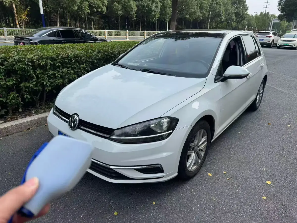 2019 Volkswagen Golf 1.4T 150HP L4 7DCT