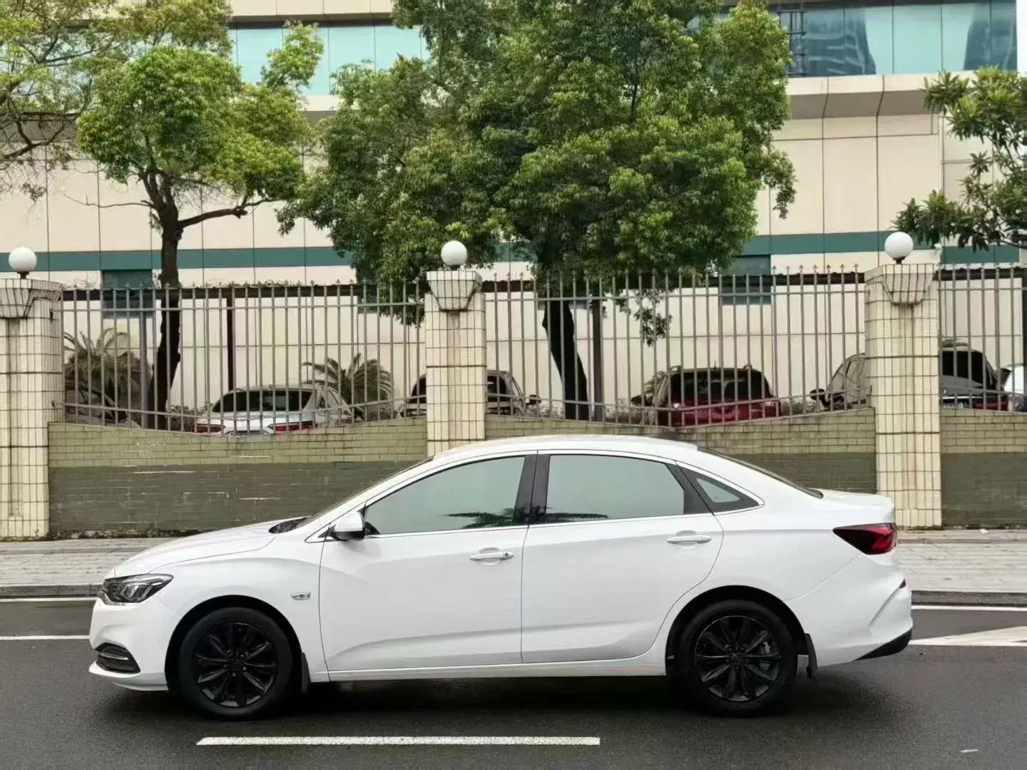 2020 CHEVROLET MONZA thumbnail 2