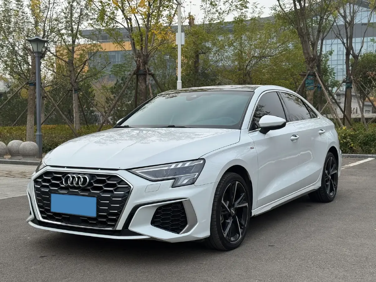 2022 Audi A3 1.4T 150HP L4 7DCT