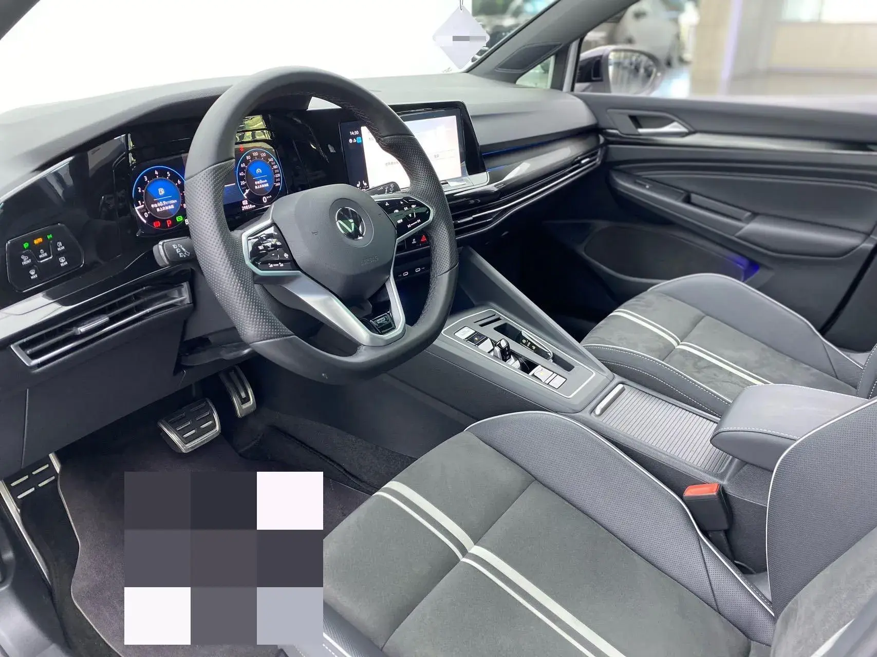 2023 VOLKSWAGEN GOLF thumbnail 2