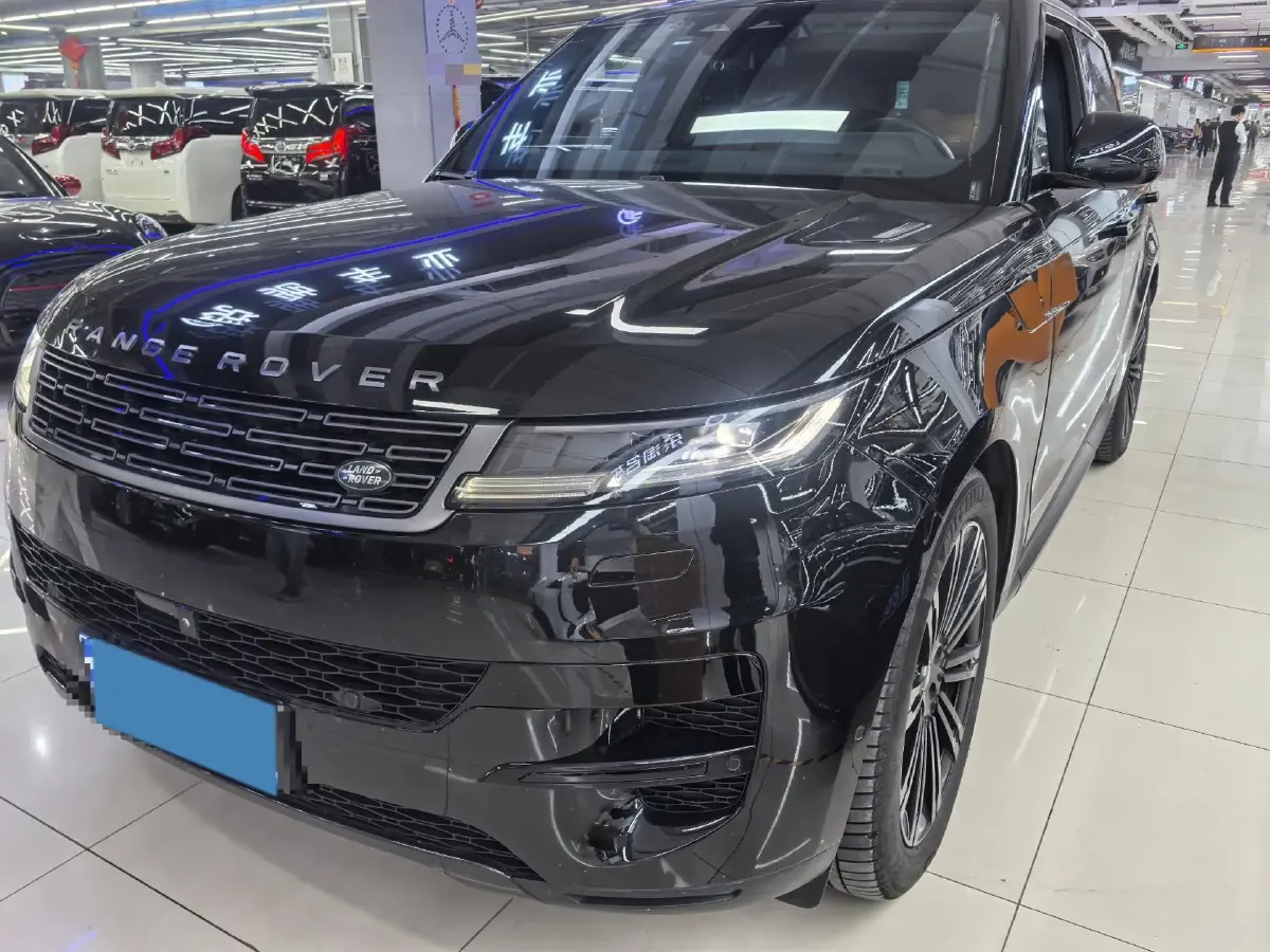2023 Land Rover Range Rover Sport 3.0T 360HP L6 8AT 2023 Land Rover Range Rover Sport 3.0T 360HP L6 8AT